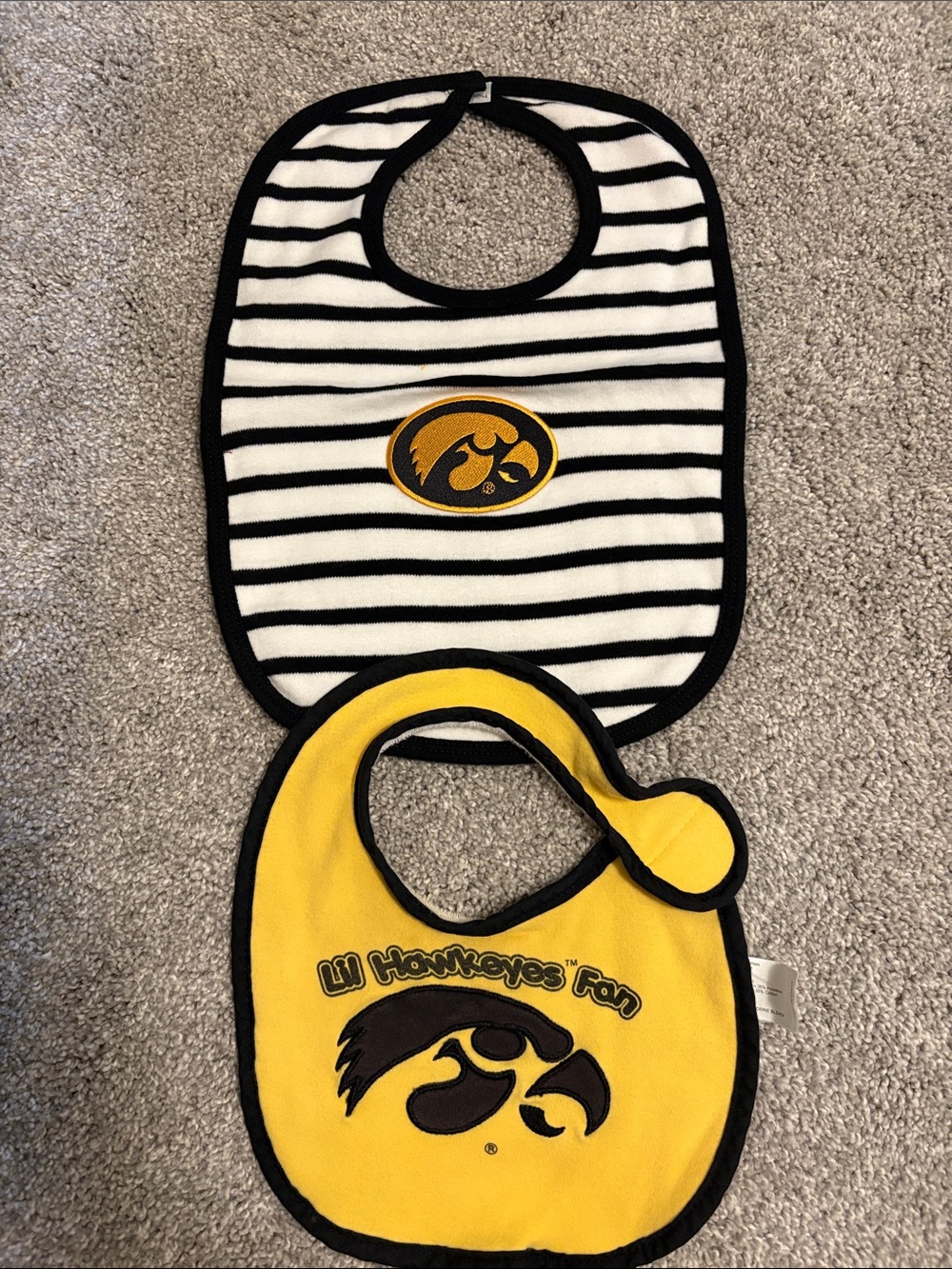 Iowa Hawkeyes Baby Bibs Set